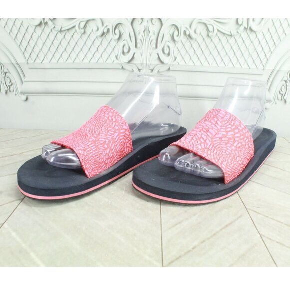 LL Bean Women’s Size 8 Red Canvas Slip-On Open Toe Summer Sandals - Picture 3 of 10